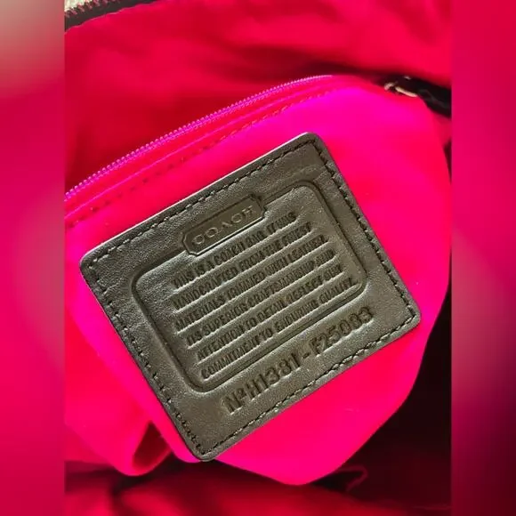 Coach Daisy Wool Tweed Plaid Emma Tote F25083 - Picture 12 of 12